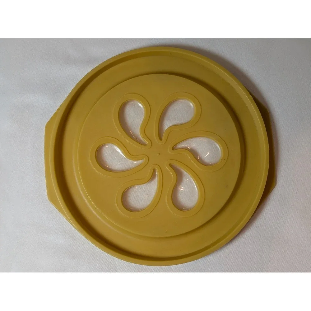 Vintage Rubbermaid Servin Saver Bowls Harvest Gold Avocado Green Daisy Lids 2pc